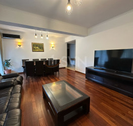 Apartament, 3 rooms with outdoor parking included Bucuresti/Bucurestii Noi