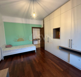 Apartament, 3 rooms with outdoor parking included Bucuresti/Bucurestii Noi