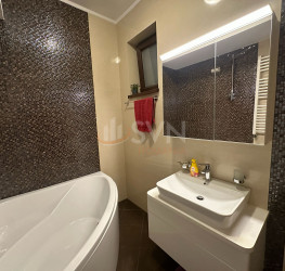 Apartament, 3 rooms with outdoor parking included Bucuresti/Bucurestii Noi