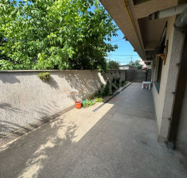 Apartament, 3 rooms with outdoor parking included Bucuresti/Bucurestii Noi