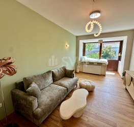 Apartament, 3 rooms with outdoor parking included Bucuresti/Floreasca