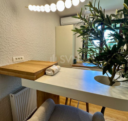 Apartament, 3 rooms with outdoor parking included Bucuresti/Floreasca