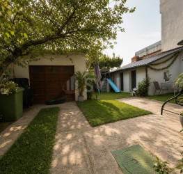 Apartament, 3 rooms with outdoor parking included Bucuresti/Floreasca