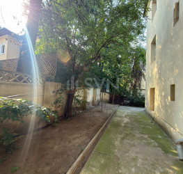 Apartament, 3 rooms with outdoor parking included Bucuresti/Primaverii