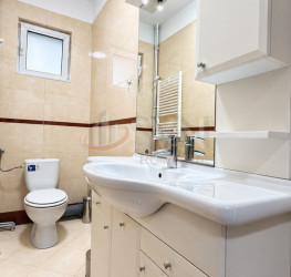 Apartament, 3 rooms with outdoor parking included Bucuresti/Primaverii