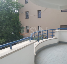 Apartament, 3 rooms with underground parking included Bucuresti/Herastrau