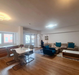 Apartament, 3 rooms with underground parking included Bucuresti/Herastrau
