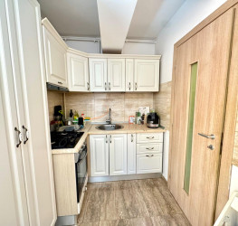 Apartament, 3 rooms with underground parking included Bucuresti/Baneasa