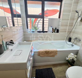 Apartament, 3 rooms with underground parking included Bucuresti/Baneasa