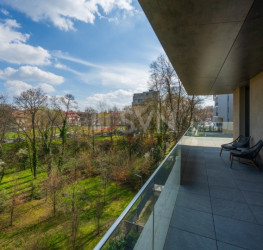 Apartament, 3 rooms with underground parking included Bucuresti/Floreasca