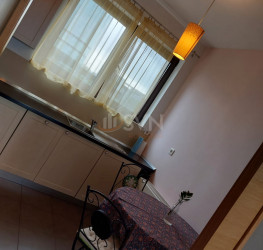 Apartament, 3 rooms with underground parking included Bucuresti/P-ta Victoriei