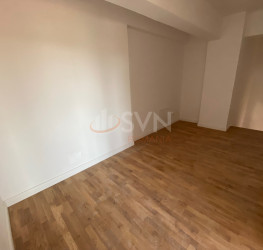 Apartament, 3 rooms with underground parking included Bucuresti/Pipera