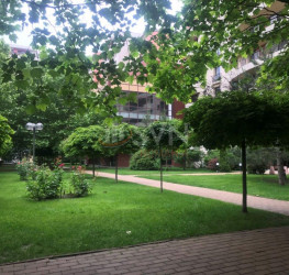 Apartament, 3 rooms with underground parking included Bucuresti/Stefan Cel Mare