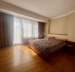 Apartament, 3 rooms with underground parking included Bucuresti/Dorobanti