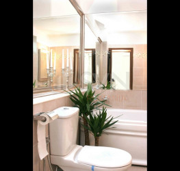 Apartament, 3 rooms with underground parking included Bucuresti/Herastrau