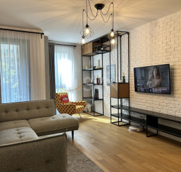 Apartament, 3 rooms with underground parking included Bucuresti/Unirii