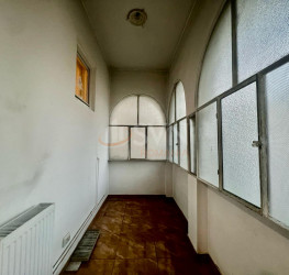 Apartament, 3 rooms with underground parking included Bucuresti/Gradina Icoanei