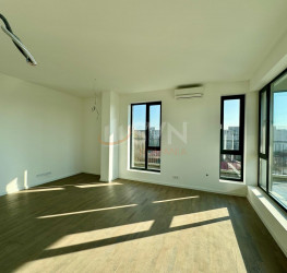 Apartament, 3 rooms with underground parking included Bucuresti/Unirii (s3)