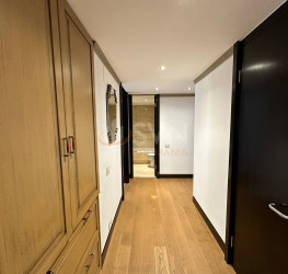 Apartament, 3 rooms with underground parking included Bucuresti/Arcul De Triumf