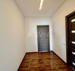 Apartament, 3 rooms with underground parking included Bucuresti/Pipera