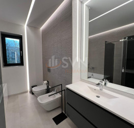 Apartament, 3 rooms with underground parking included Bucuresti/Herastrau