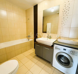 Apartament, 3 rooms with underground parking included Bucuresti/Pipera