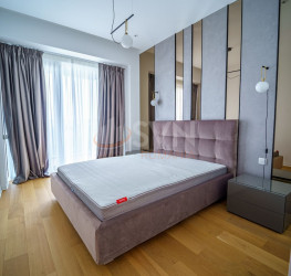 Apartament, 3 rooms with underground parking included Bucuresti/Floreasca