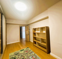 Apartament, 3 rooms with underground parking included Bucuresti/Splaiul Independentei