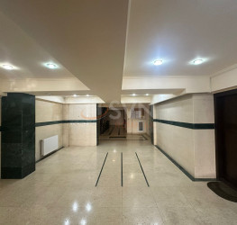 Apartament, 3 rooms with underground parking included Bucuresti/Splaiul Independentei