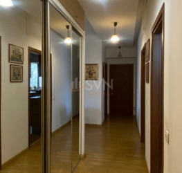 Apartament, 3 rooms with underground parking included Bucuresti/Parcul Carol