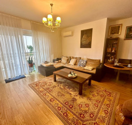 Apartament, 3 rooms with underground parking included Bucuresti/Parcul Carol