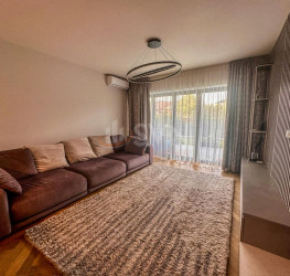 Apartament, 3 rooms with underground parking included Bucuresti/Iancu Nicolae