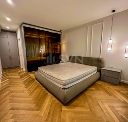 Apartament, 3 rooms with underground parking included Bucuresti/Iancu Nicolae