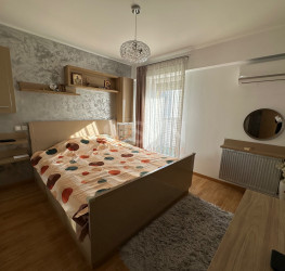 Apartament, 3 rooms with underground parking included Bucuresti/Titan