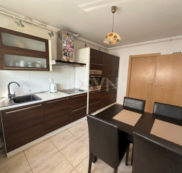 Apartament, 3 rooms with underground parking included Bucuresti/Titan