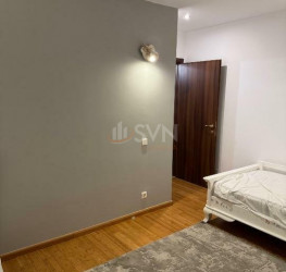 Apartament, 3 rooms with underground parking included Bucuresti/Domenii