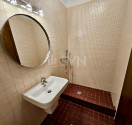 Apartament, 3 rooms with underground parking included Bucuresti/Herastrau