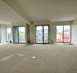 Apartament, 3 rooms with underground parking included Bucuresti/Iancu Nicolae