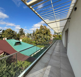 Apartament, 3 rooms with underground parking included Bucuresti/Bucurestii Noi