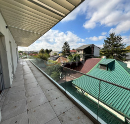 Apartament, 3 rooms with underground parking included Bucuresti/Bucurestii Noi