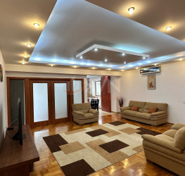 Apartament, 3 rooms with underground parking included Bucuresti/Nordului