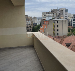 Apartament, 3 rooms with underground parking included Bucuresti/Eminescu