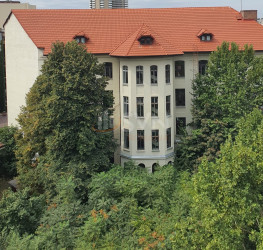 Apartament, 3 rooms with underground parking included Bucuresti/Eminescu
