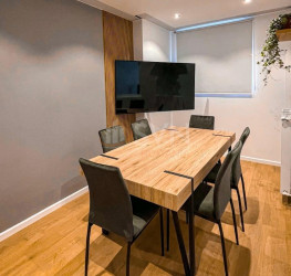 Apartament, 3 rooms with underground parking included Bucuresti/Victoriei