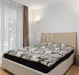 Apartament, 3 rooms with underground parking included Bucuresti/Primaverii