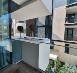 Apartament, 3 rooms with underground parking included Bucuresti/Primaverii