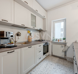 Apartament, 3 rooms with underground parking included Bucuresti/Pajura