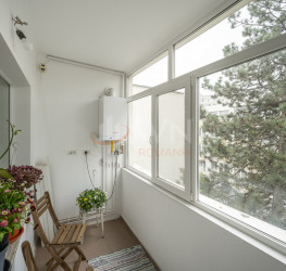 Apartament, 3 rooms with underground parking included Bucuresti/Pajura