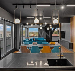 Apartament, 3 rooms with underground parking included Bucuresti/Petricani