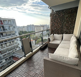 Apartament, 3 rooms with underground parking included Bucuresti/Dristor